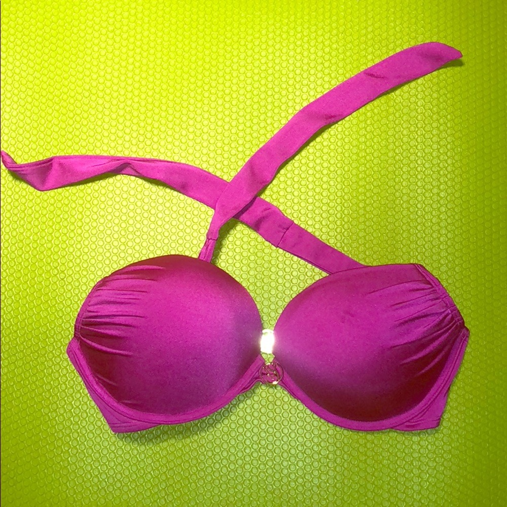 Swimwear top never used brand new push up